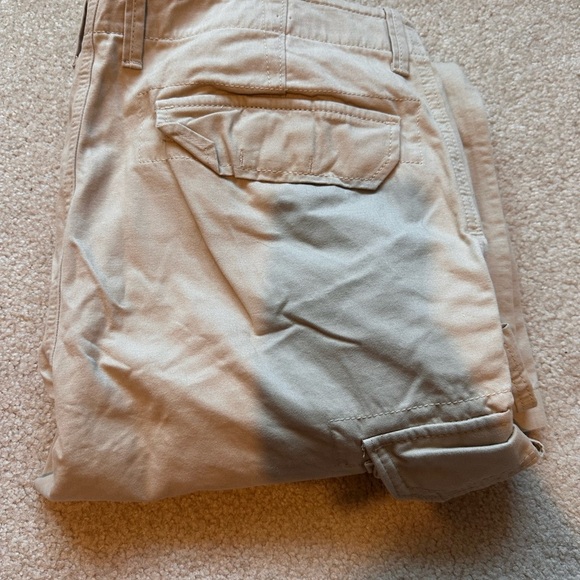 Old Navy Men’s Cargo Pants Khaki Utility Workwear Outdoor Pockets - Picture 3 of 3